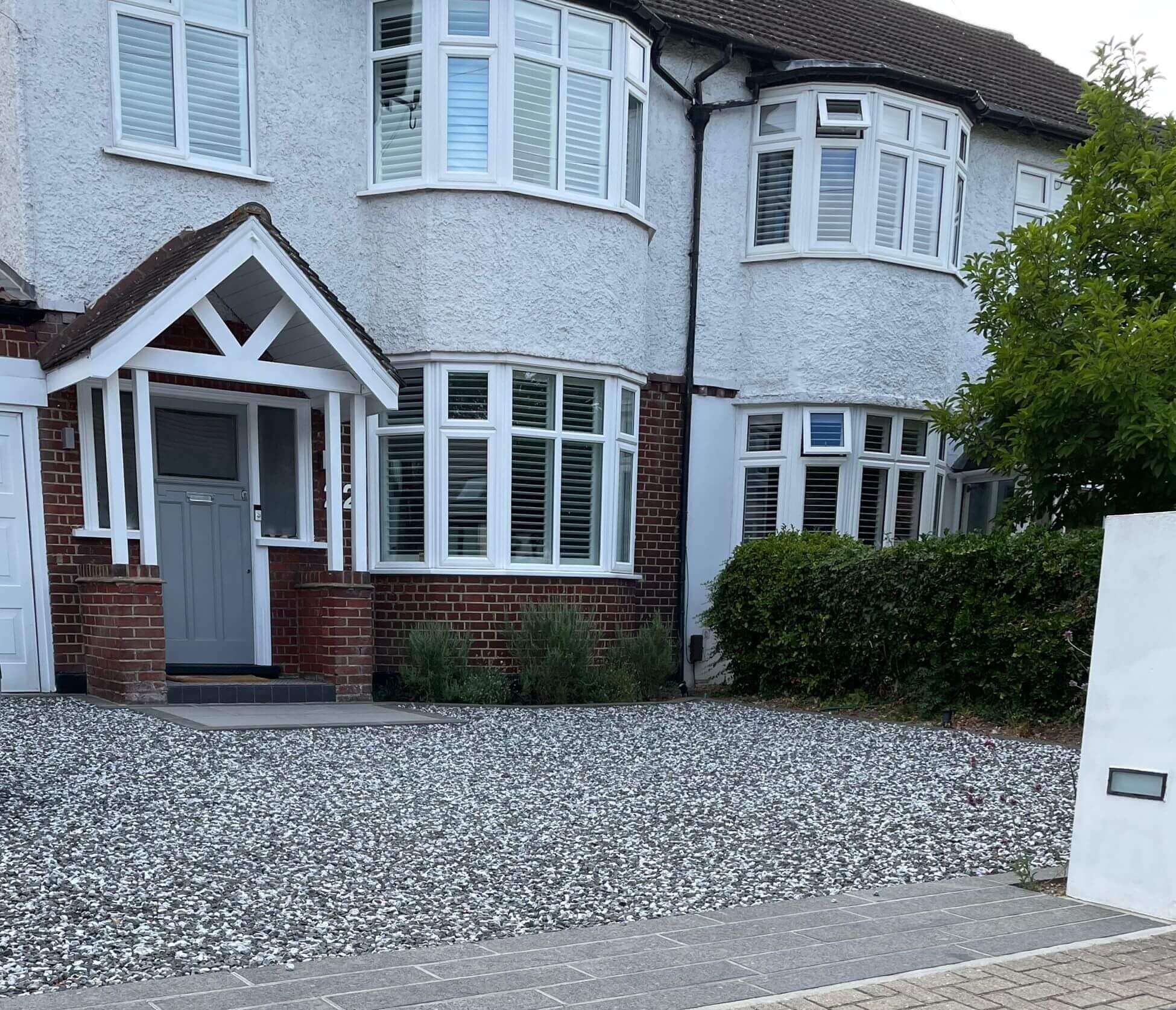 Shingle Driveway Installers Chertsey KT16